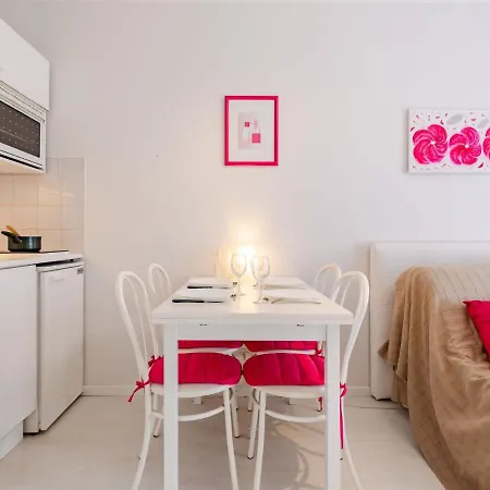 Fleur Marine-33 By Interhome Cabourg