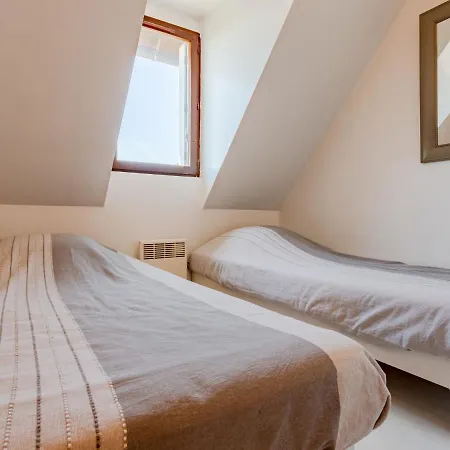 Fleur Marine-33 By Interhome