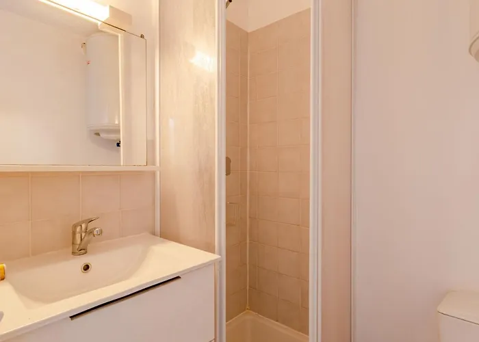 Fleur Marine-33 By Interhome 卡布尔